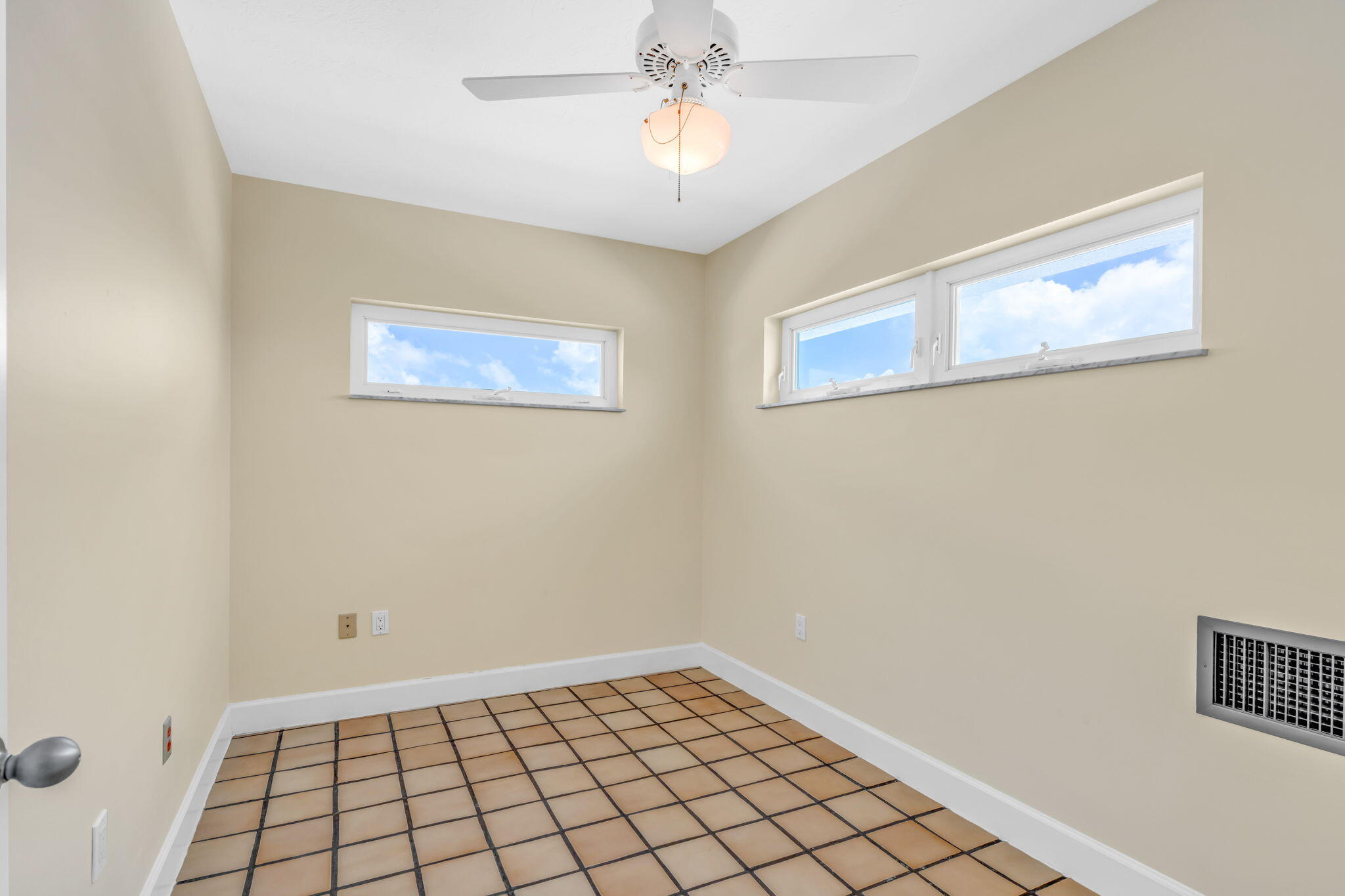 Little Torch, Florida, 33042, United States, 3 Bedrooms Bedrooms, ,3 BathroomsBathrooms,Residential,For Sale,1991451