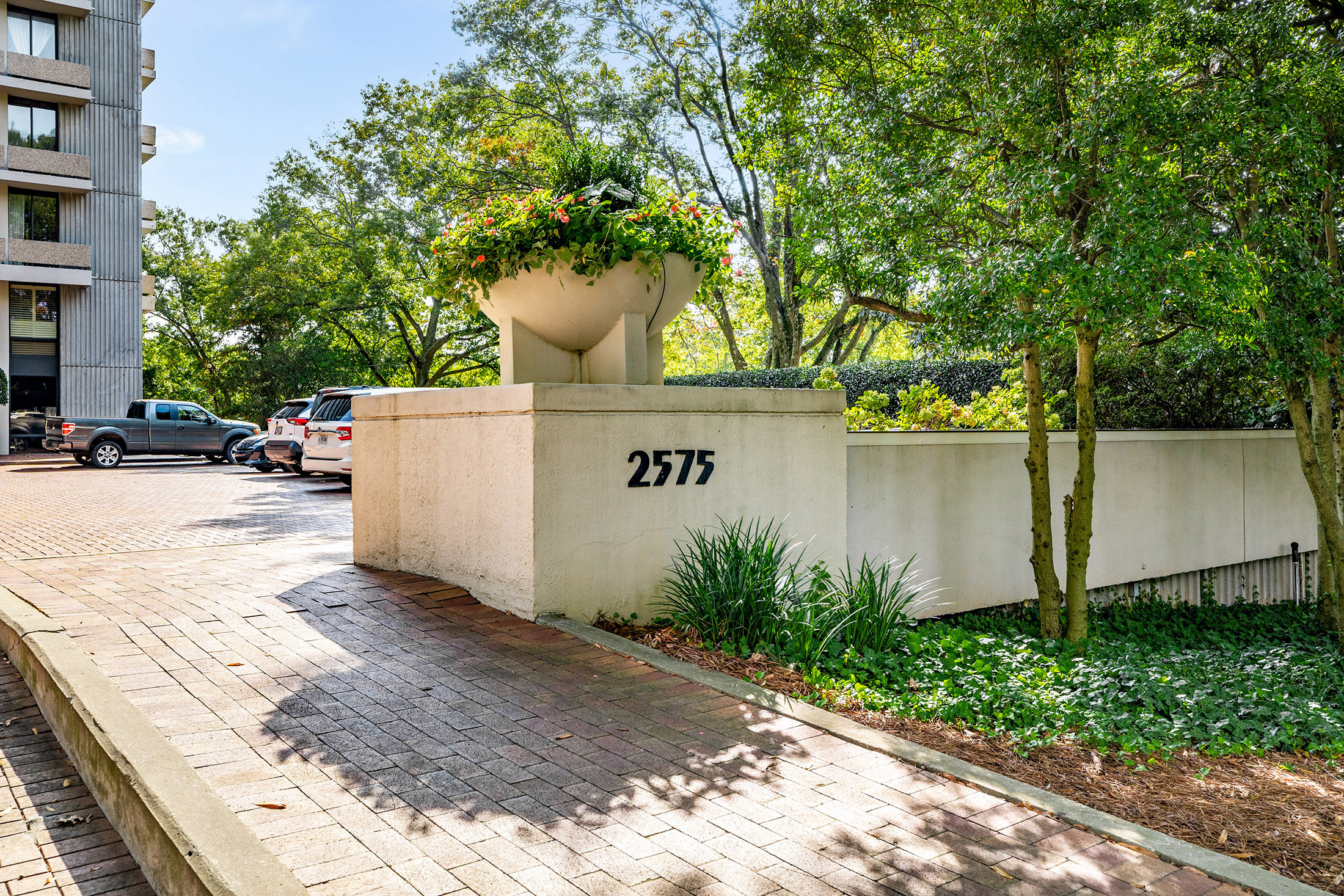  Easy Living at Plaza Towers - 物件實景