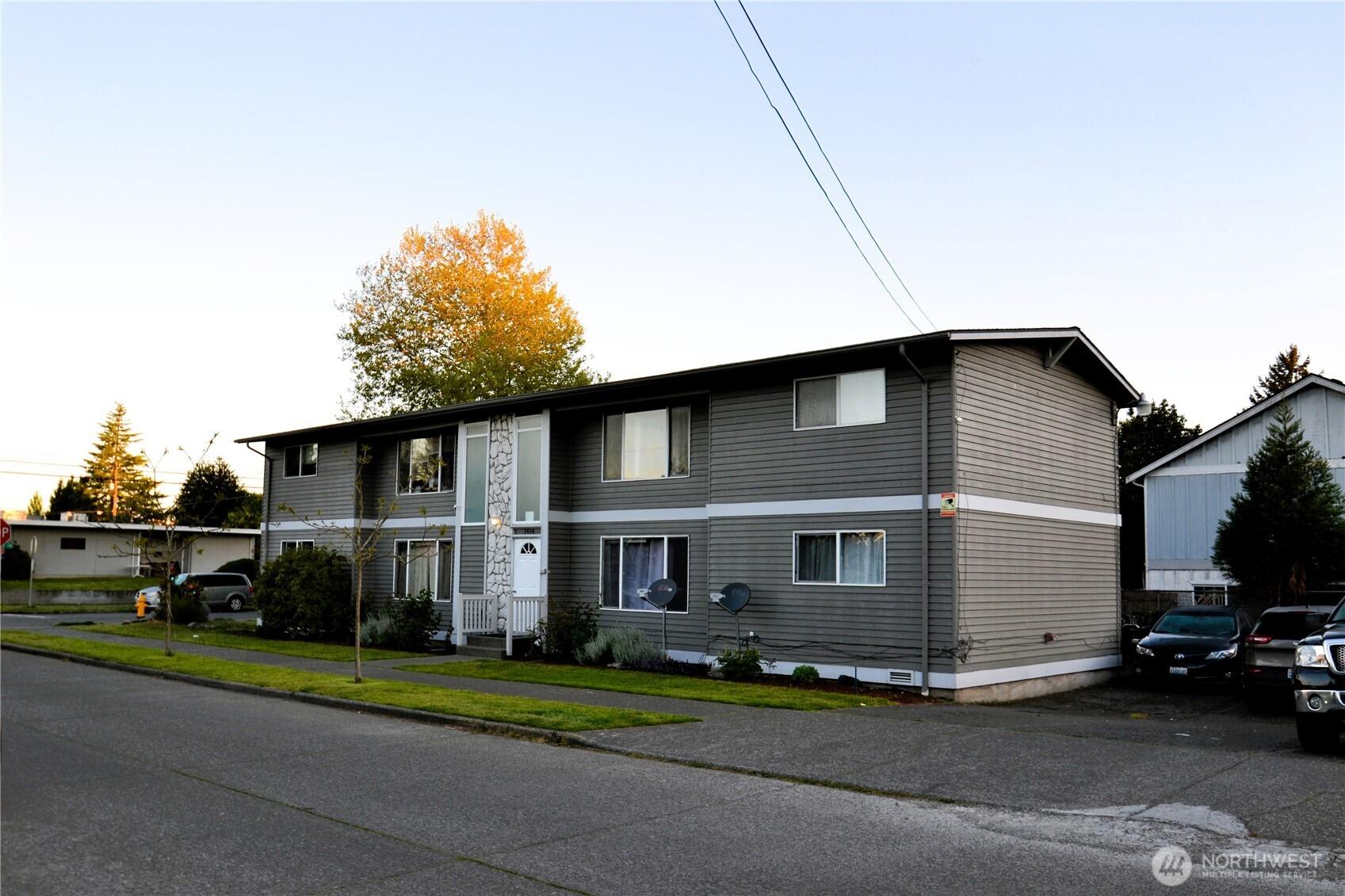 SEATTLE, Washington, 98106, United States, ,Residential,For Sale,1875654