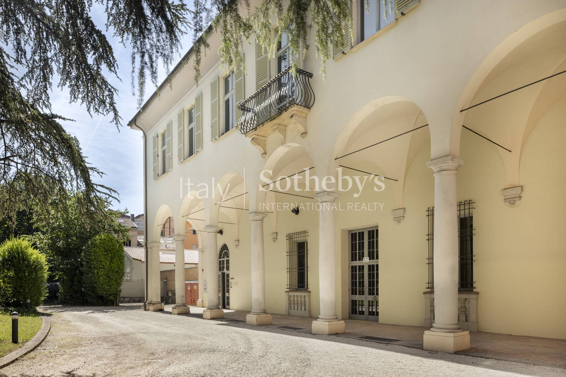 Elegant Historic Villa with Private Park and Rooftop Garden - 物件實景
