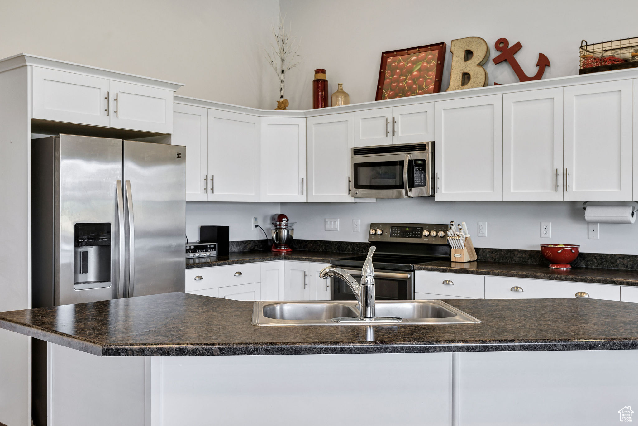 Petersboro, Utah, 84325, United States, 5 Bedrooms Bedrooms, ,2 BathroomsBathrooms,Residential,For Sale,1977679