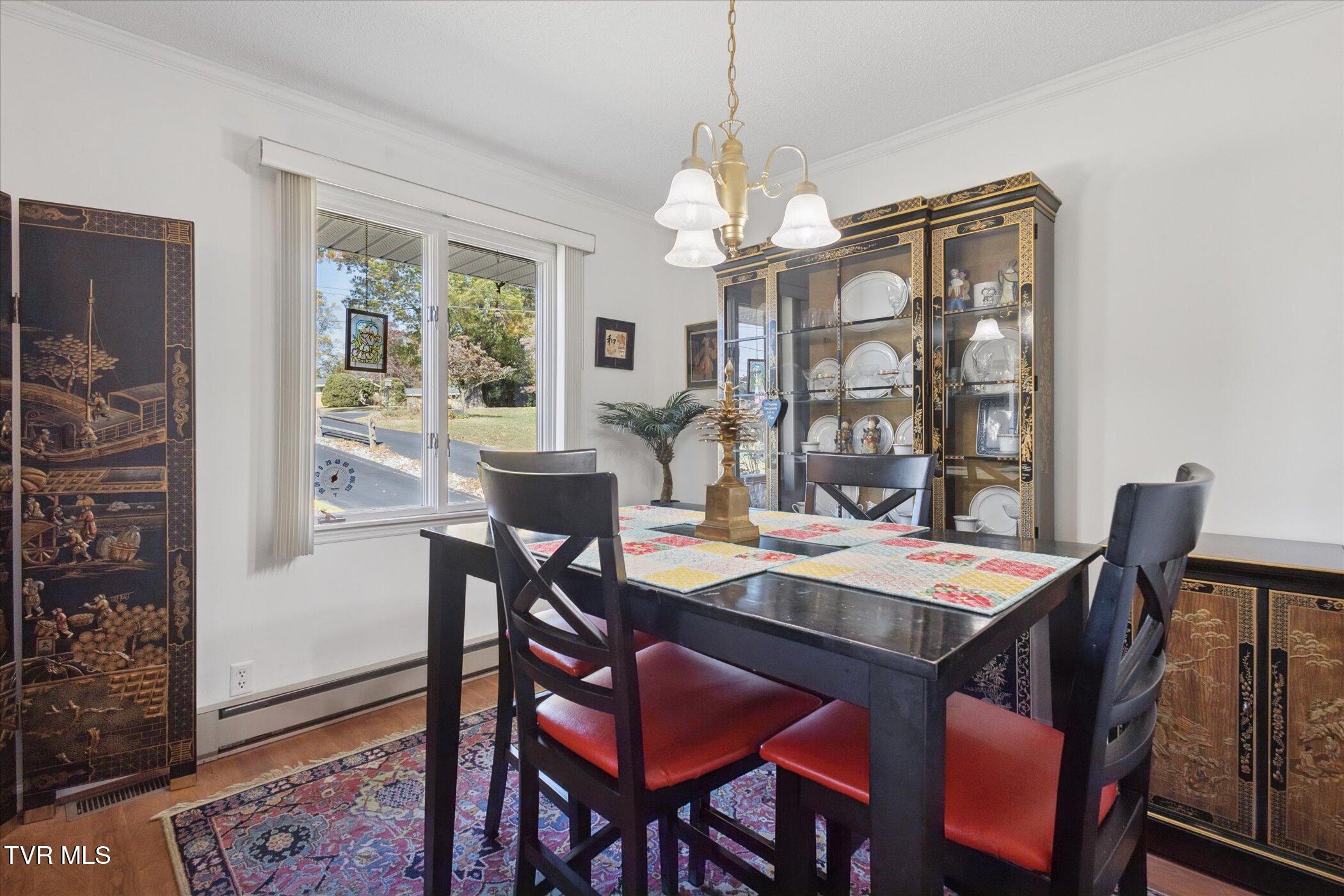 Johnson City, Tennessee, 37604, United States, 4 Bedrooms Bedrooms, ,3 BathroomsBathrooms,Residential,For Sale,1978550