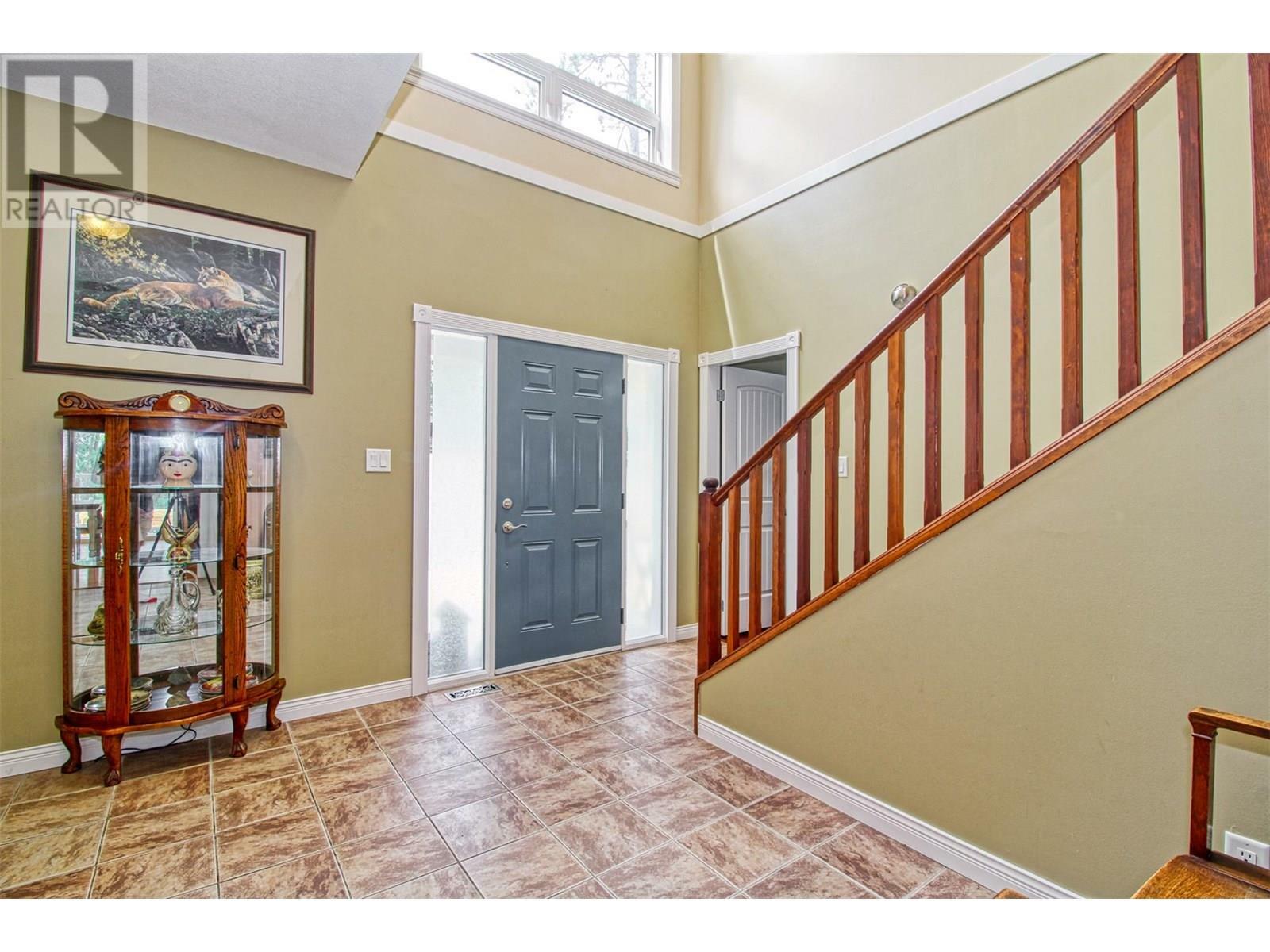 KELOWNA, British Columbia, V1Z 3W4, CA, 5 Bedrooms Bedrooms, ,3 BathroomsBathrooms,Residential,For Sale,1876914