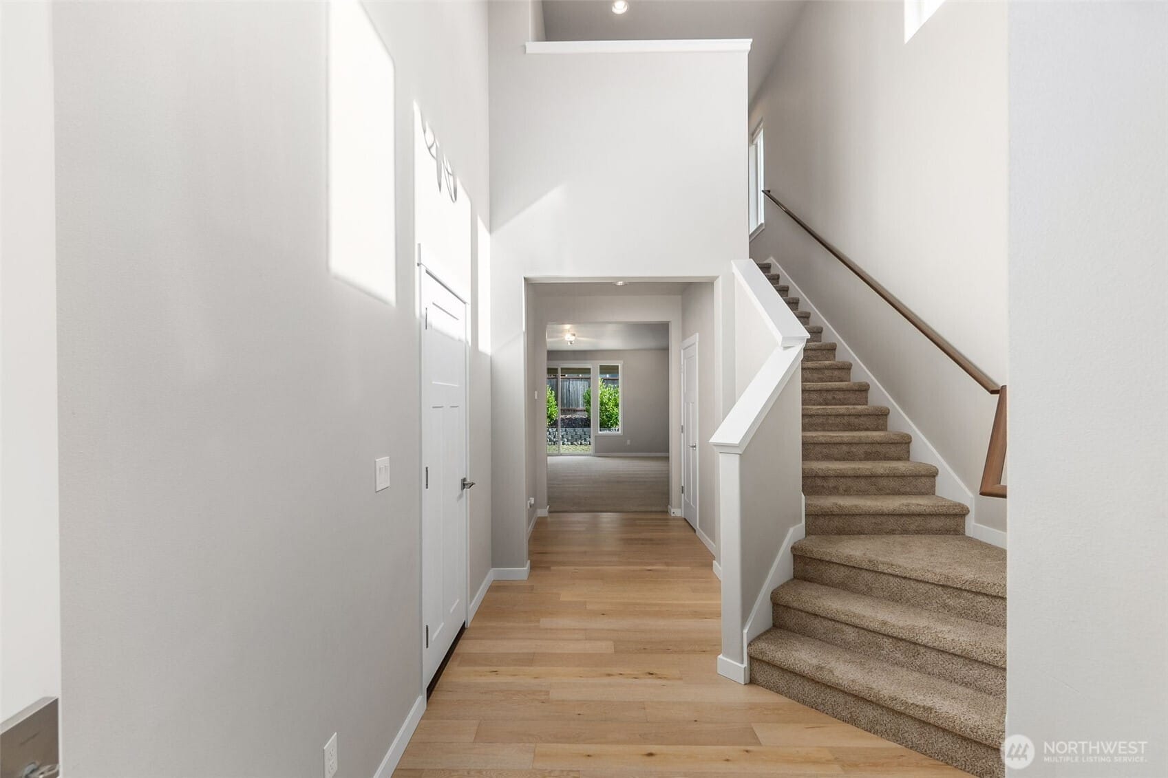 Tumwater, Washington, 98501, United States, 5 Bedrooms Bedrooms, ,4 BathroomsBathrooms,Residential,For Sale,1785194
