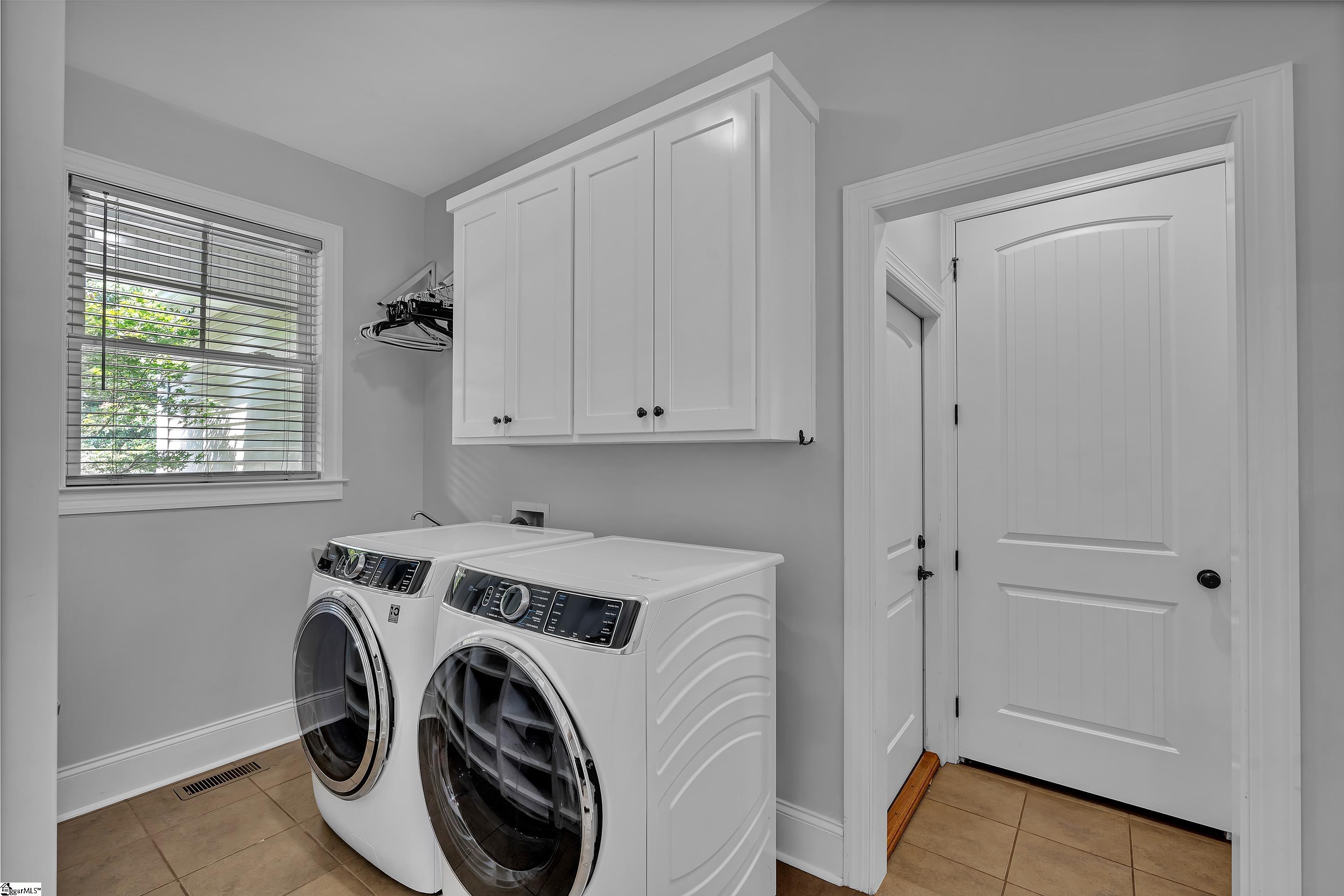 Central, South Carolina, 29630, United States, 5 Bedrooms Bedrooms, ,5 BathroomsBathrooms,Residential,For Sale,1902241