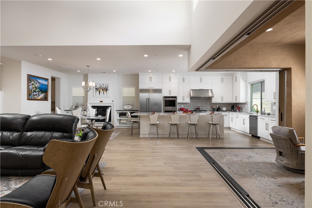 Lake Forest, California, 92679, United States, 5 Bedrooms Bedrooms, ,5 BathroomsBathrooms,Residential,For Sale,2000846