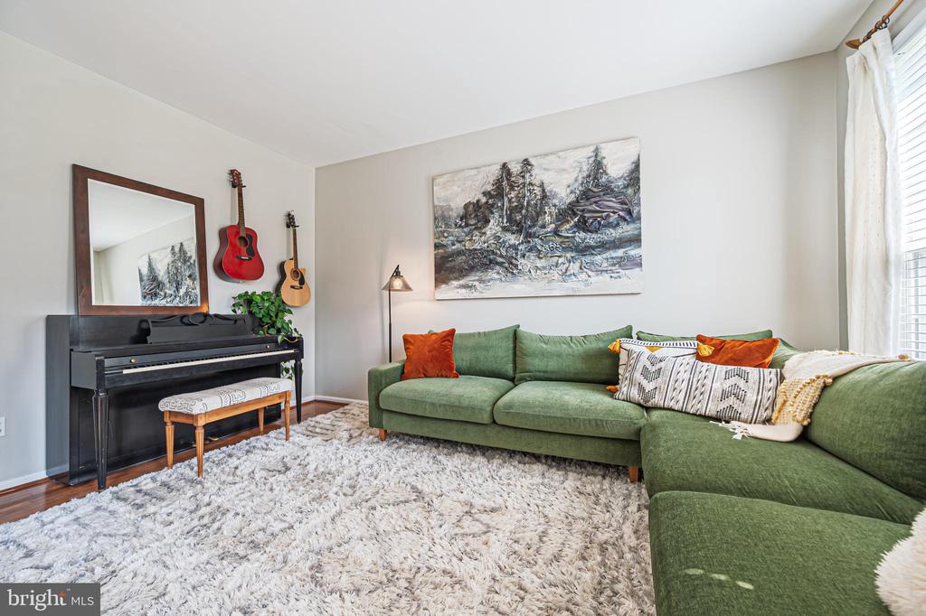 Egg Harbor Township, New Jersey, 08234, United States, 4 Bedrooms Bedrooms, ,3 BathroomsBathrooms,Residential,For Sale,1975981