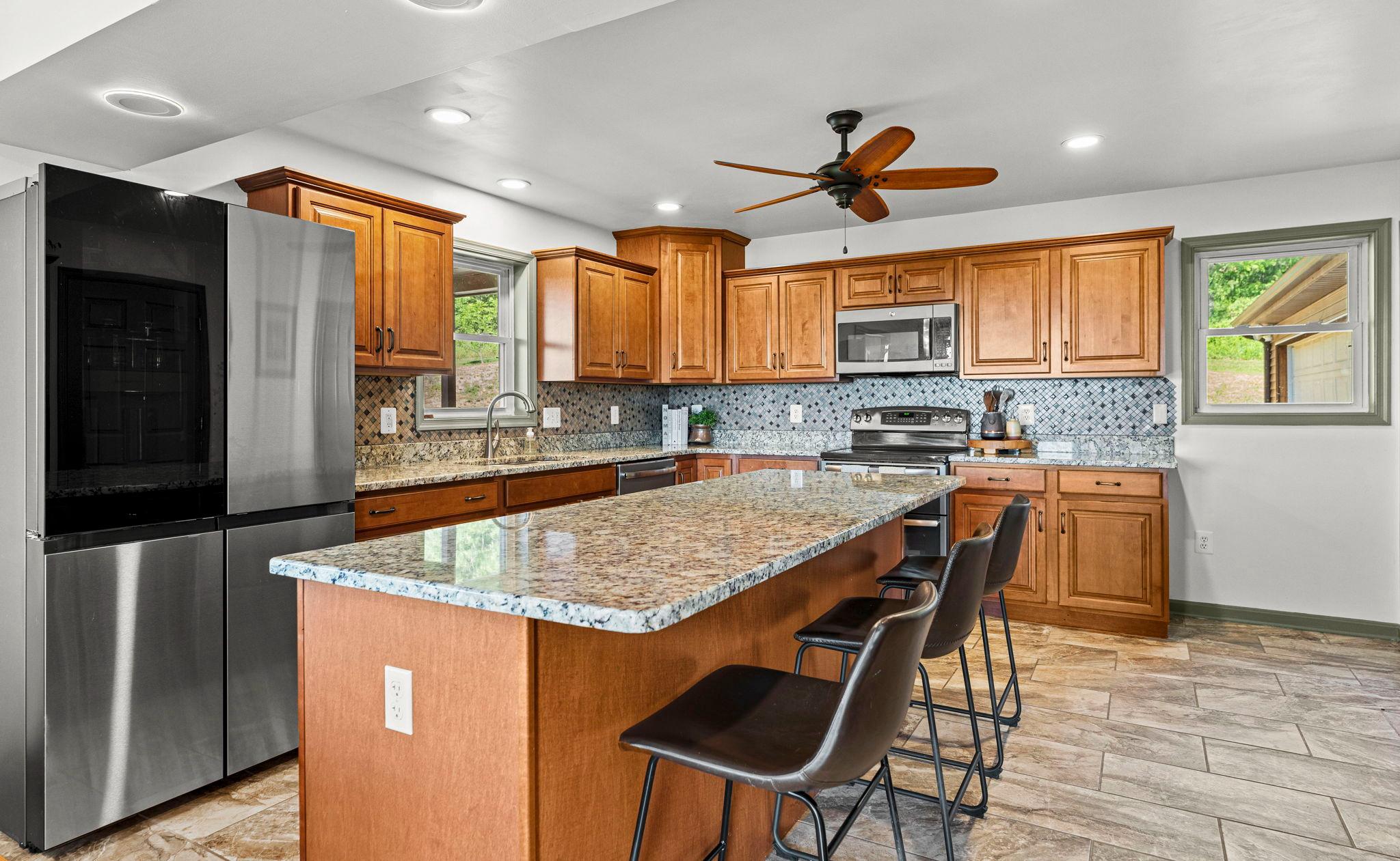  384 Lindamood Lane, Strasburg, VA, 22641 - 物件實景