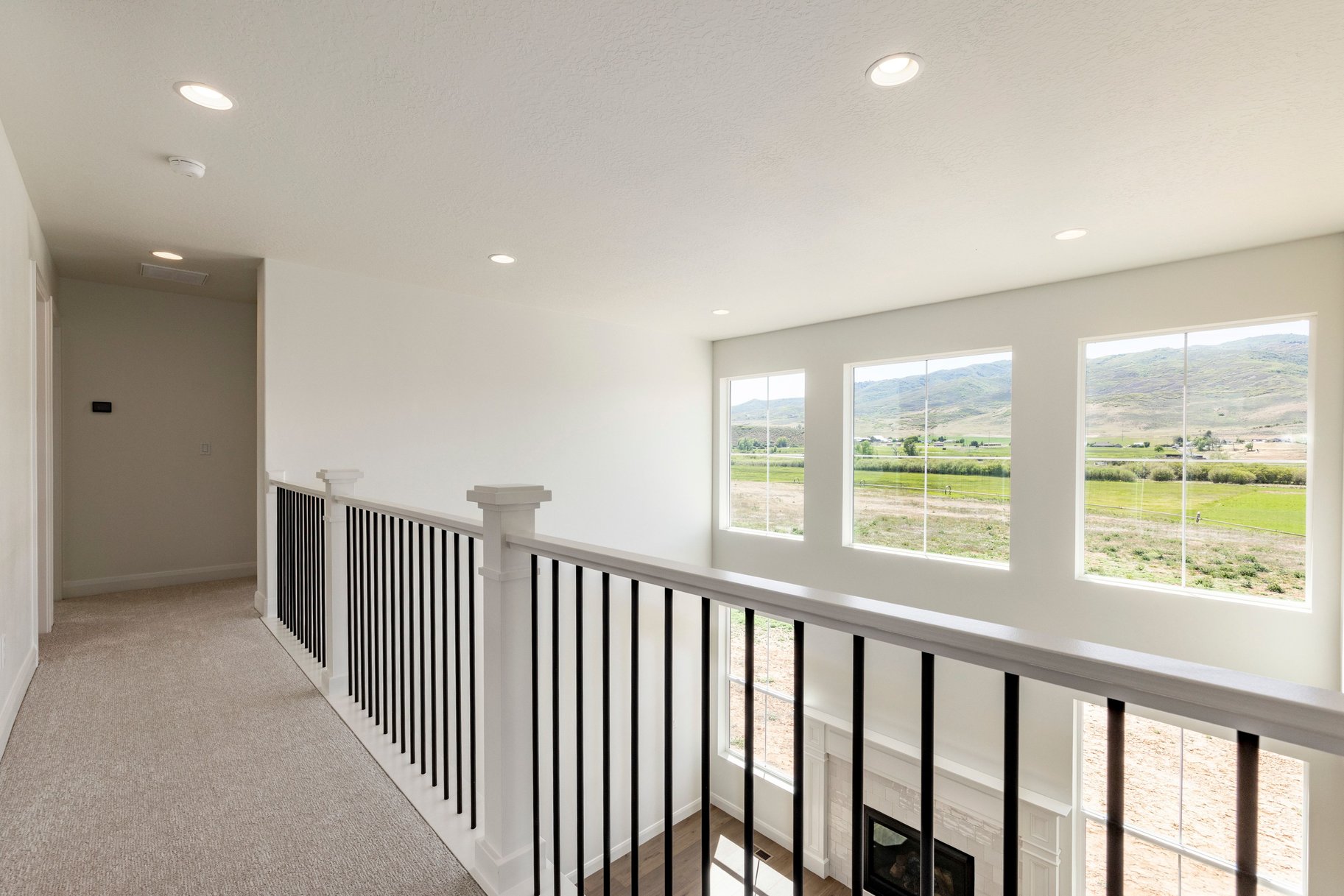  New Construction in Countryside Estates - 物件實景