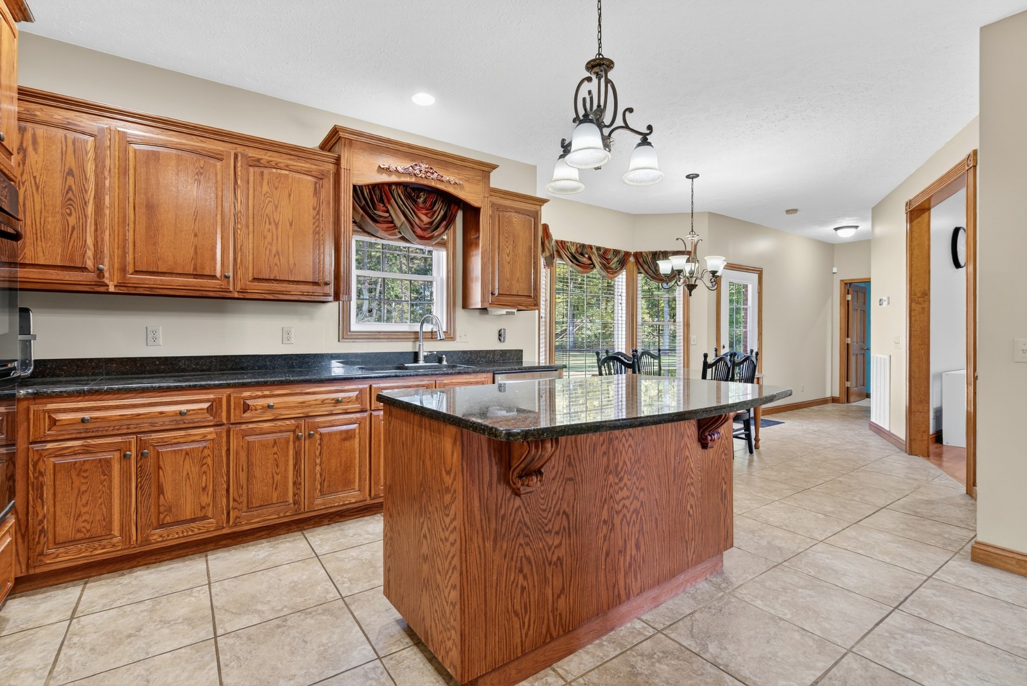 Puryear, Tennessee, 38251, United States, 4 Bedrooms Bedrooms, ,4 BathroomsBathrooms,Residential,For Sale,1981229