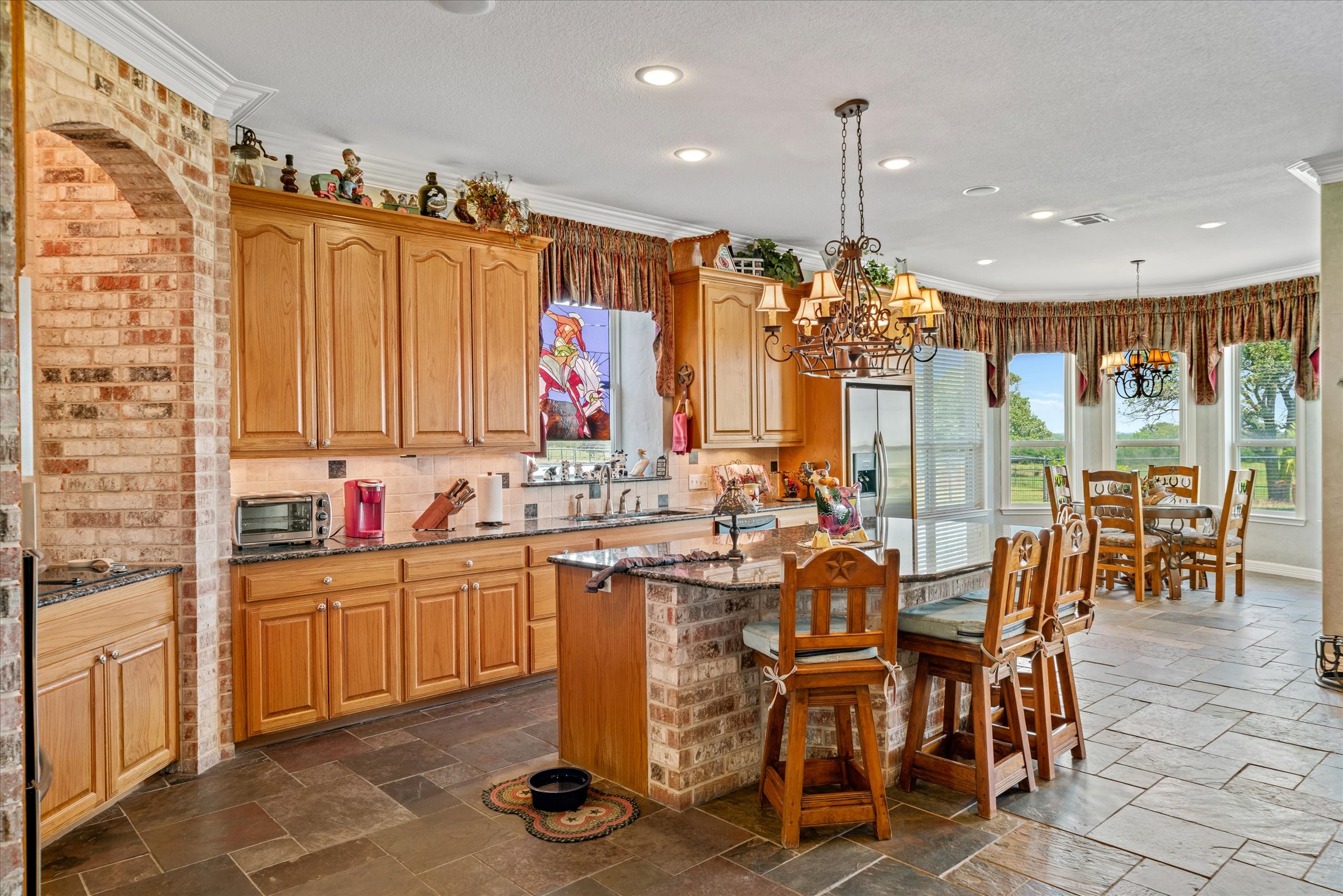 9208 FM 17, Grand Saline, Texas, 75140, United States, 5 Bedrooms Bedrooms, ,6 BathroomsBathrooms,Residential,For Sale,9208 FM 17,1317594
