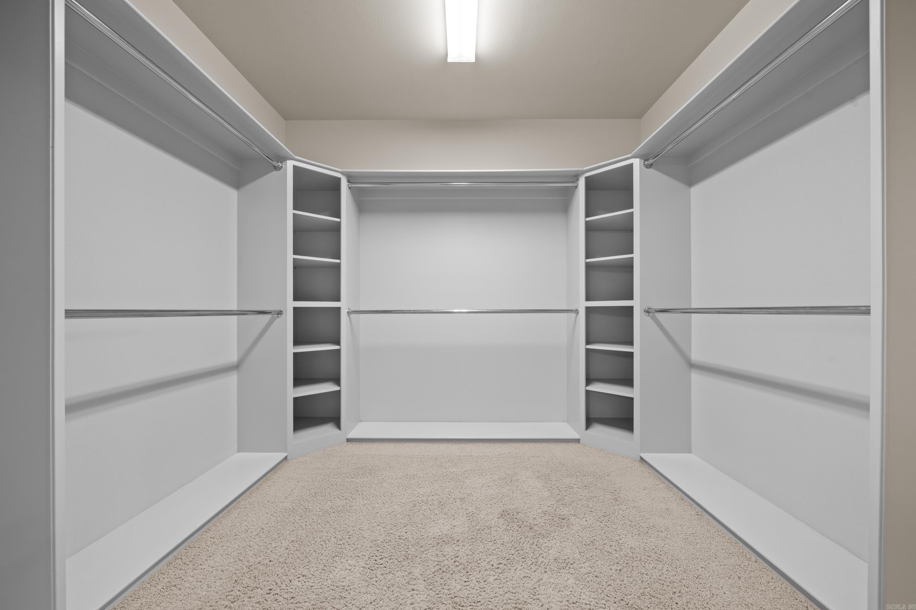 Hot Springs, Arkansas, 71913, United States, 4 Bedrooms Bedrooms, ,3 BathroomsBathrooms,Residential,For Sale,2006318