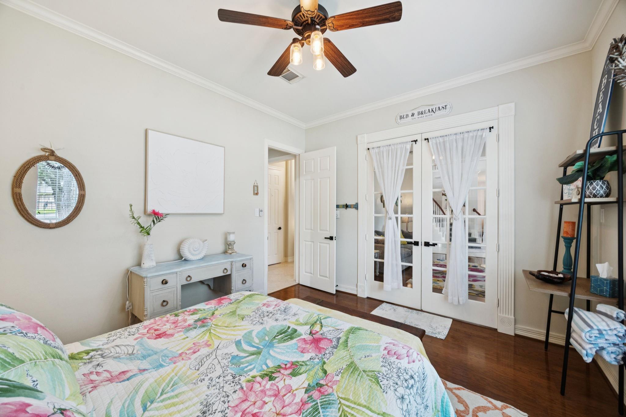 League City, Texas, 77573, United States, 5 Bedrooms Bedrooms, ,4 BathroomsBathrooms,Residential,For Sale,1868193