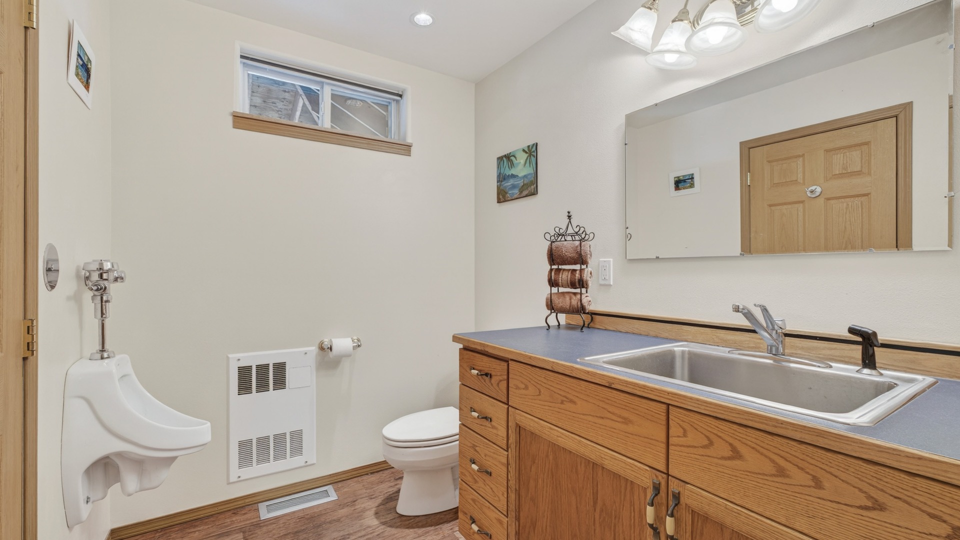 Bonners Ferry, Idaho, 83805, United States, 4 Bedrooms Bedrooms, ,4 BathroomsBathrooms,Residential,For Sale,1980199