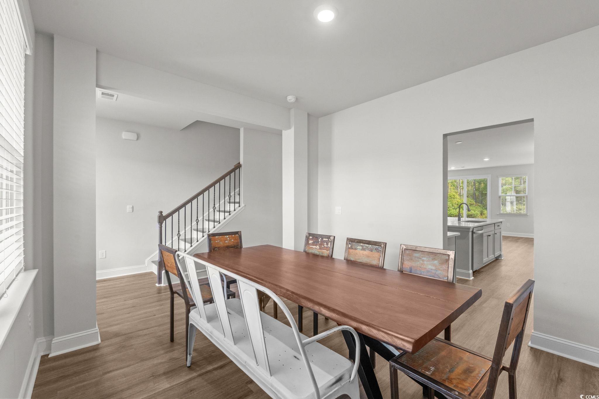 Myrtle Beach, South Carolina, 29579, United States, 5 Bedrooms Bedrooms, ,4 BathroomsBathrooms,Residential,For Sale,1960870