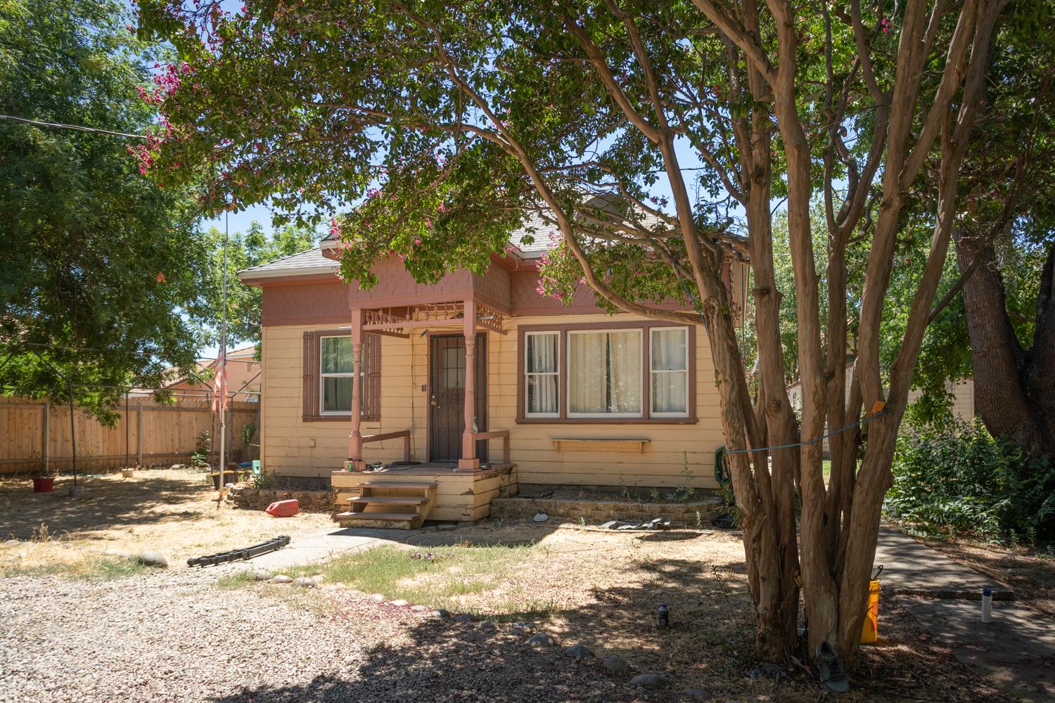 Yuba City, California, 95991-6934, United States, 6 Bedrooms Bedrooms, ,4 BathroomsBathrooms,Residential,For Sale,1849016