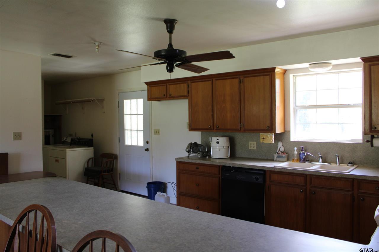 Jacksonville, Texas, 75766, United States, 2 Bedrooms Bedrooms, ,1 BathroomBathrooms,Residential,For Sale,1984164