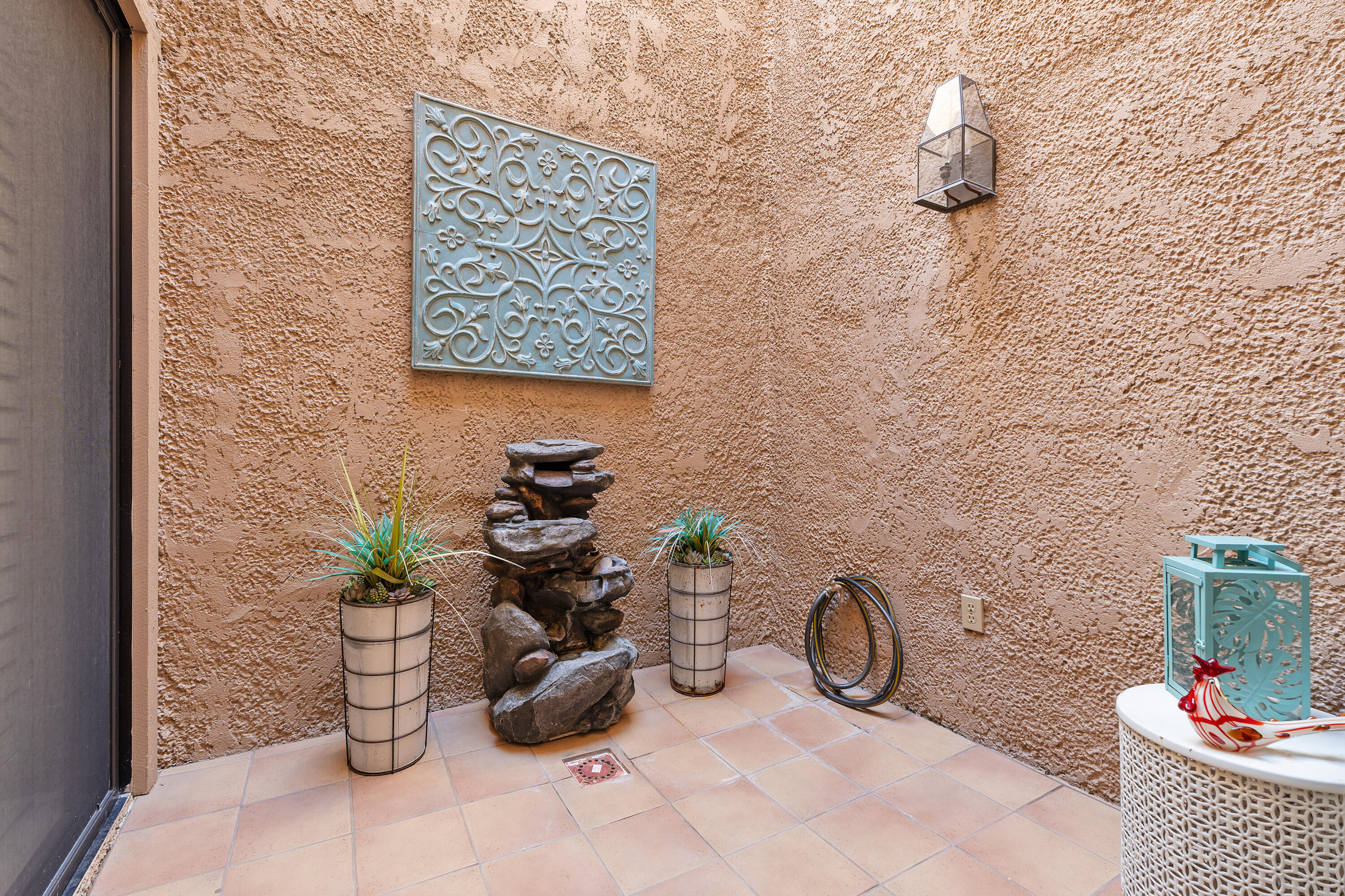 Palm Desert, California, 92260, United States, 3 Bedrooms Bedrooms, ,2 BathroomsBathrooms,Residential,For Sale,1991585