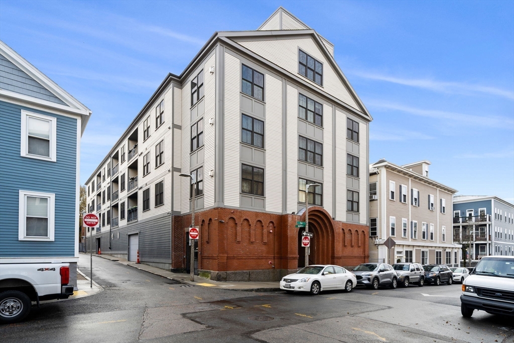 Boston, Massachusetts, 02127, United States, 2 Bedrooms Bedrooms, ,2 BathroomsBathrooms,Residential,For Sale,1999674