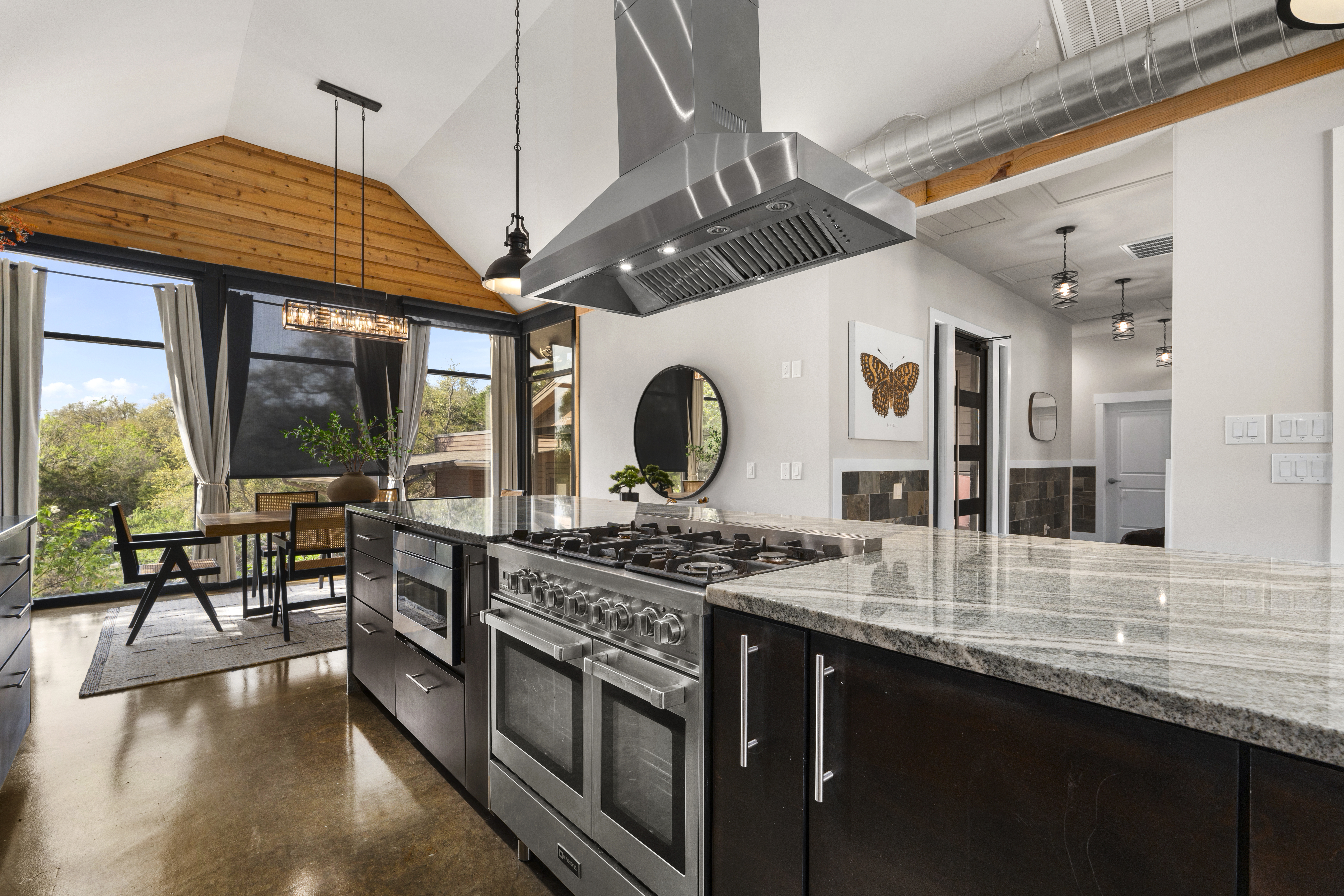  Spring Branch Luxury on 2.3 Acres - 物件實景