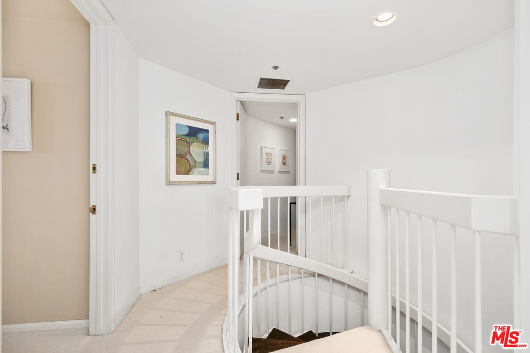 Los Angeles, California, 90024, United States, 2 Bedrooms Bedrooms, ,2 BathroomsBathrooms,Residential,For Sale,1917928