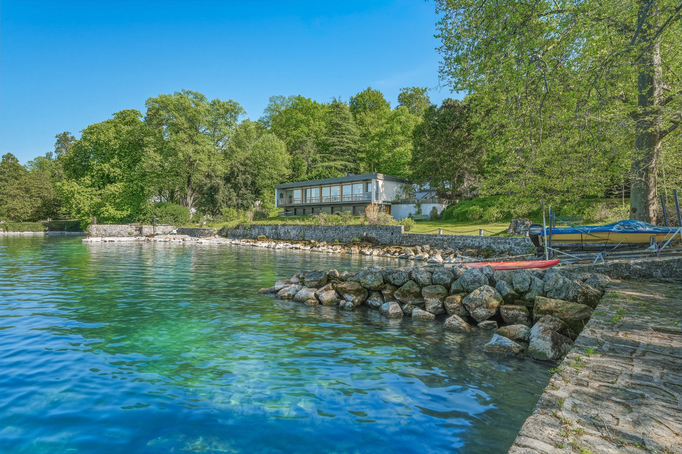  EXCEPTIONAL SALE: ARCHITECT-DESIGNED WATERFRONT VILLA - 物件實景