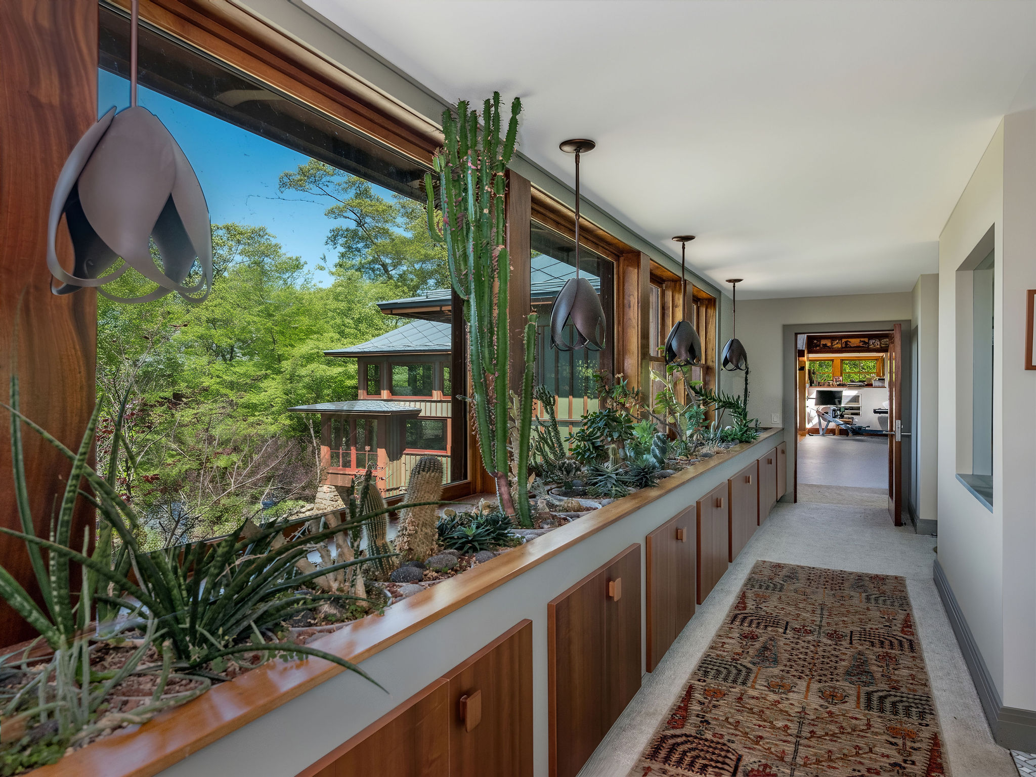  Majestically set on 15.22 Private Acres Overlooking The River - 物件實景