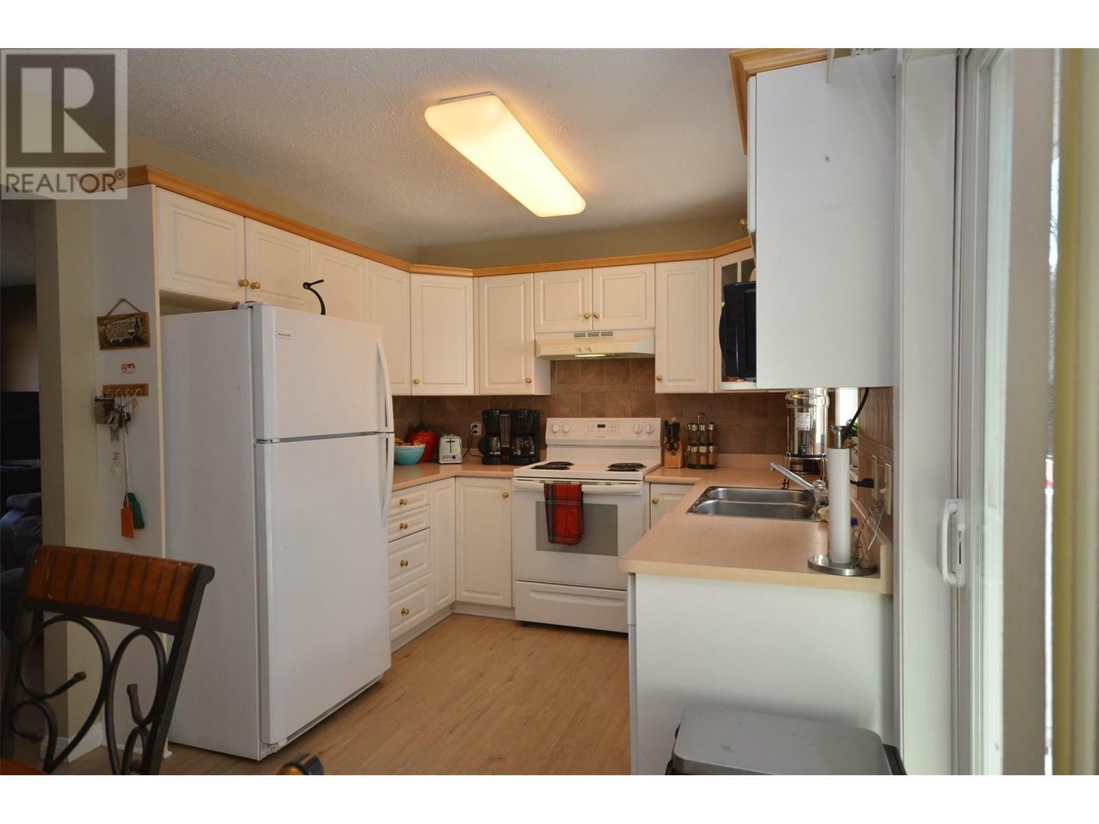 VERNON, British Columbia, V1T 8N5, CA, 3 Bedrooms Bedrooms, ,2 BathroomsBathrooms,Residential,For Sale,1838513