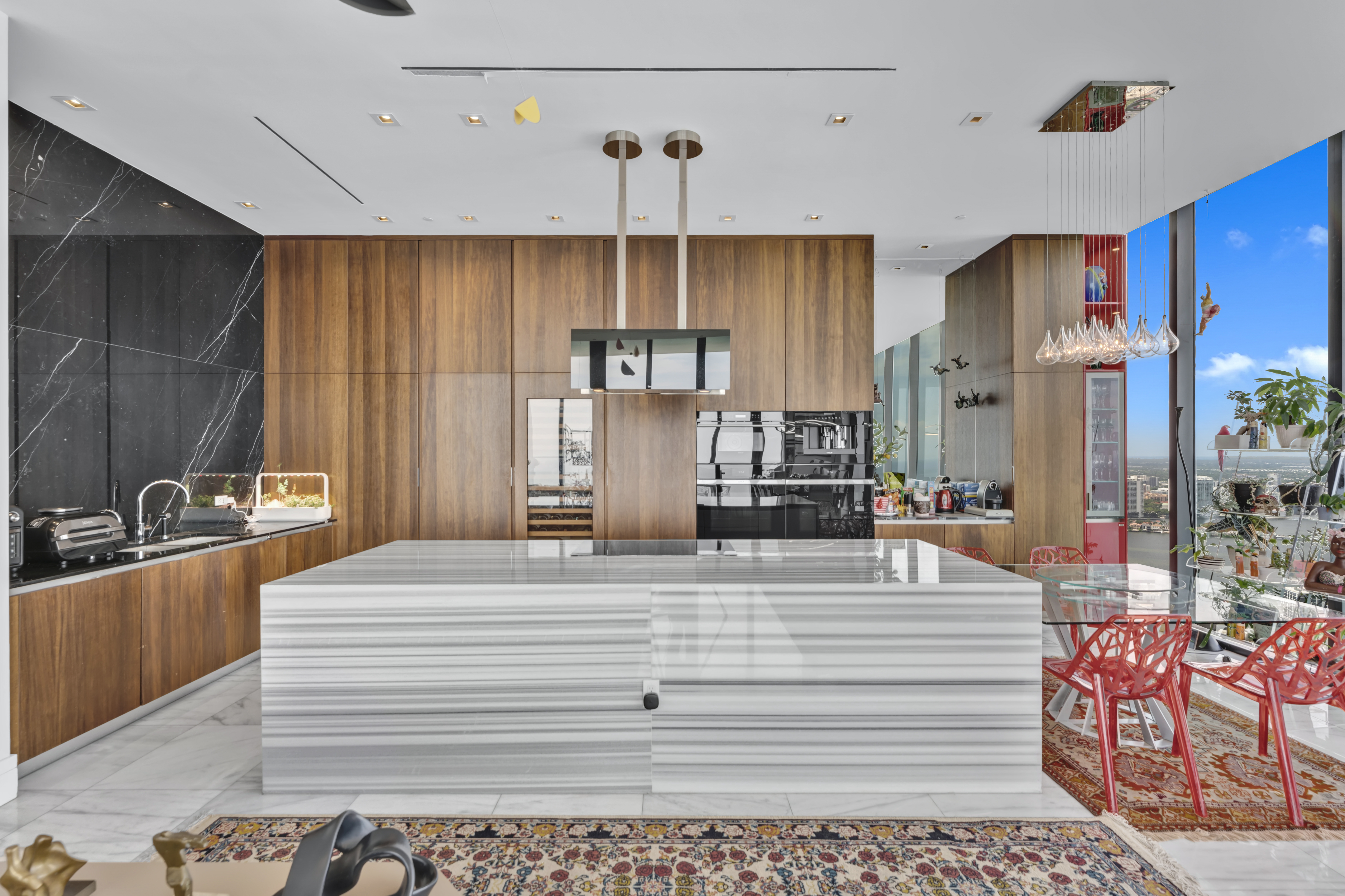  17141 Collins Ave, Sunny Isles Beach, FL, 33160 - 物件實景