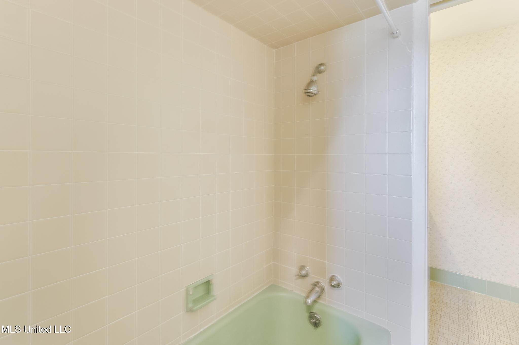 Long Beach, Mississippi, 39560, United States, 5 Bedrooms Bedrooms, ,4 BathroomsBathrooms,Residential,For Sale,1939347