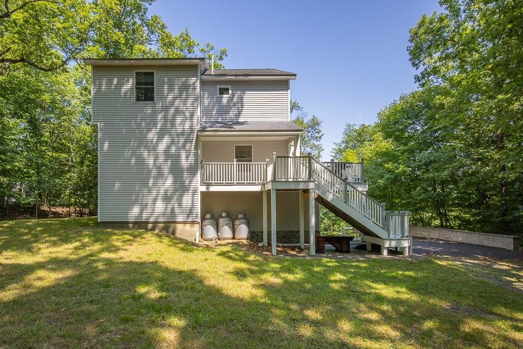 Fort Montgomery, New York, 10922, United States, 4 Bedrooms Bedrooms, ,3 BathroomsBathrooms,Residential,For Sale,1974942