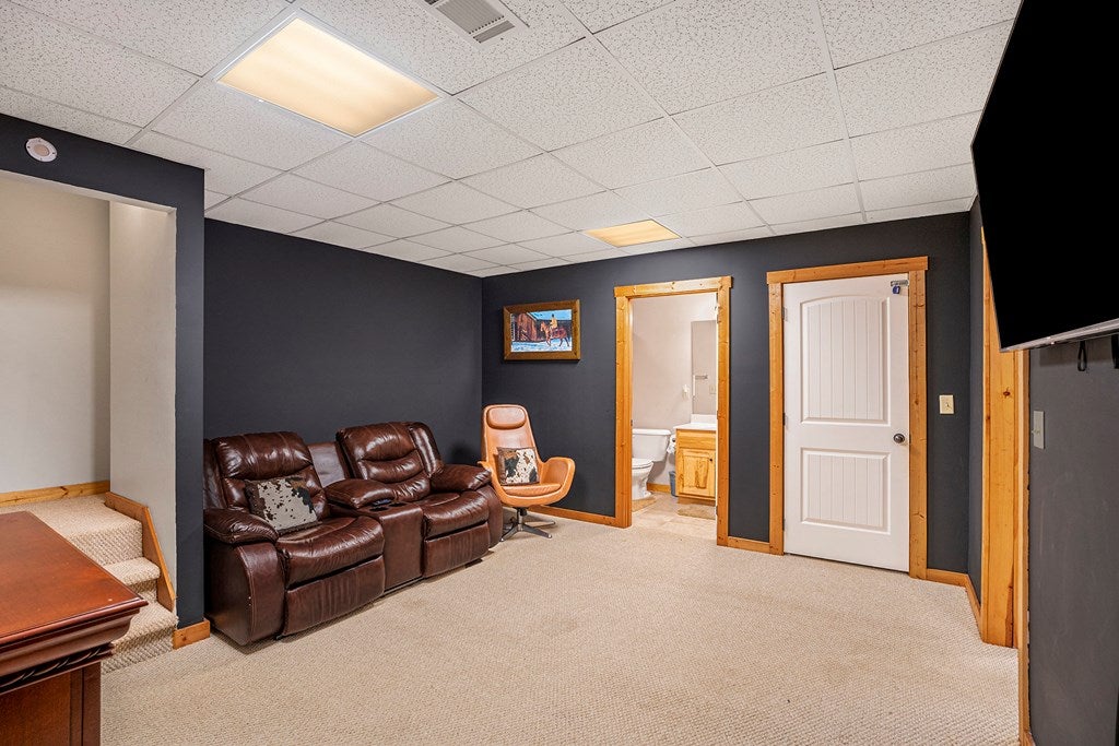 Ellijay, Georgia, 30540, United States, 4 Bedrooms Bedrooms, ,4 BathroomsBathrooms,Residential,For Sale,1858998