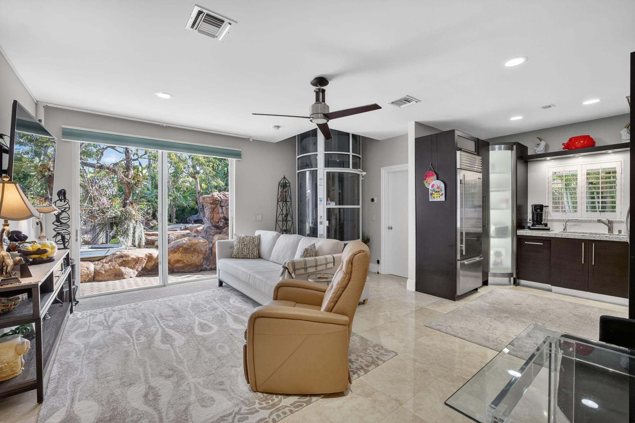 Fort Lauderdale, Florida, 33308, United States, 4 Bedrooms Bedrooms, ,4 BathroomsBathrooms,Residential,For Sale,2019357