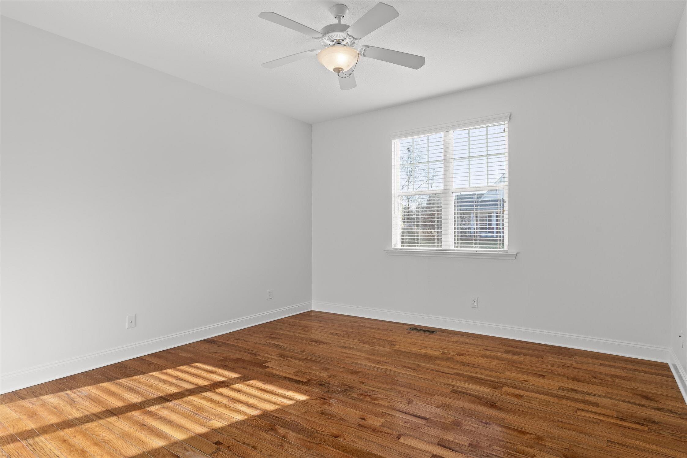 Ooltewah, Tennessee, 37363, United States, 3 Bedrooms Bedrooms, ,3 BathroomsBathrooms,Residential,For Sale,2003260