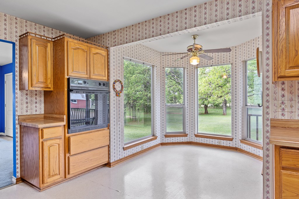 Fredericksburg, Texas, 78624, United States, 3 Bedrooms Bedrooms, ,2 BathroomsBathrooms,Residential,For Sale,1977273