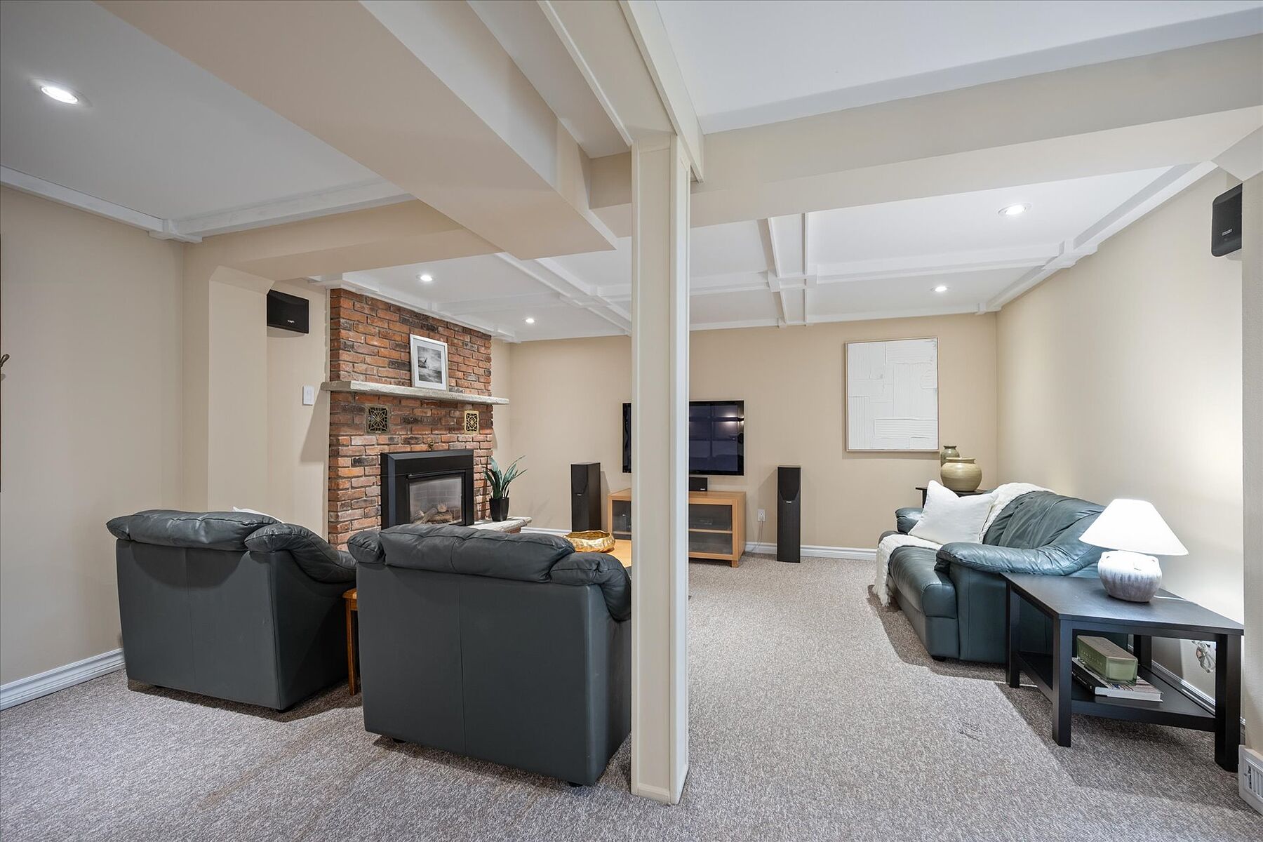  Spacious Falgarwood Sidesplit - 物件實景