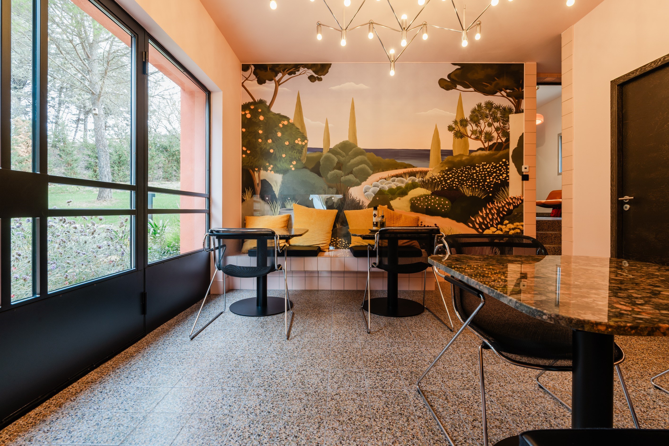  Contemporary Elegance with Historic Surroundings - 物件實景