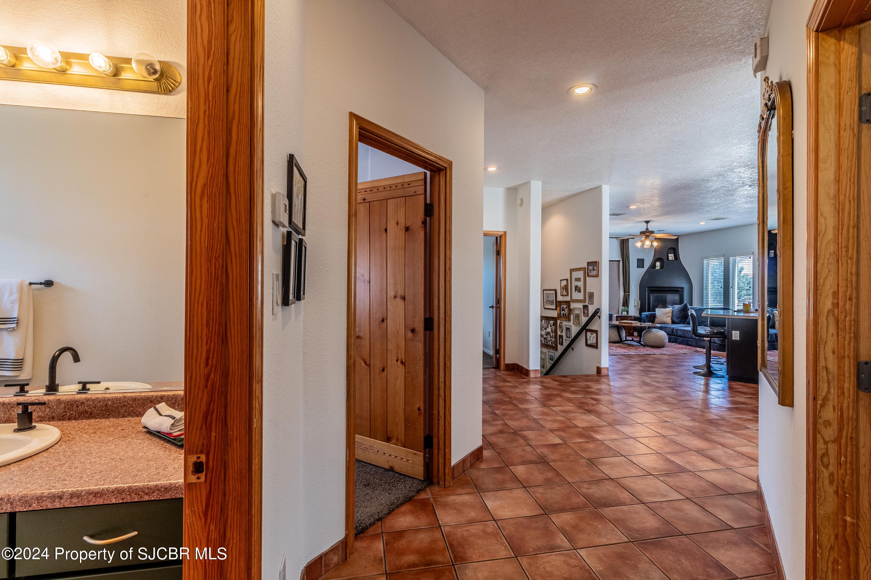 610 CERRILLOS Drive, Farmington, New Mexico, 87401, United States, 4 Bedrooms Bedrooms, ,4 BathroomsBathrooms,Residential,For Sale,610 CERRILLOS Drive,1623720