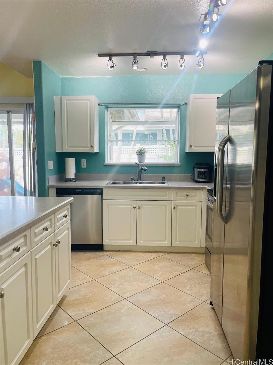 Waianae, Hawaii, 96792, United States, 3 Bedrooms Bedrooms, ,3 BathroomsBathrooms,Residential,For Sale,1921045