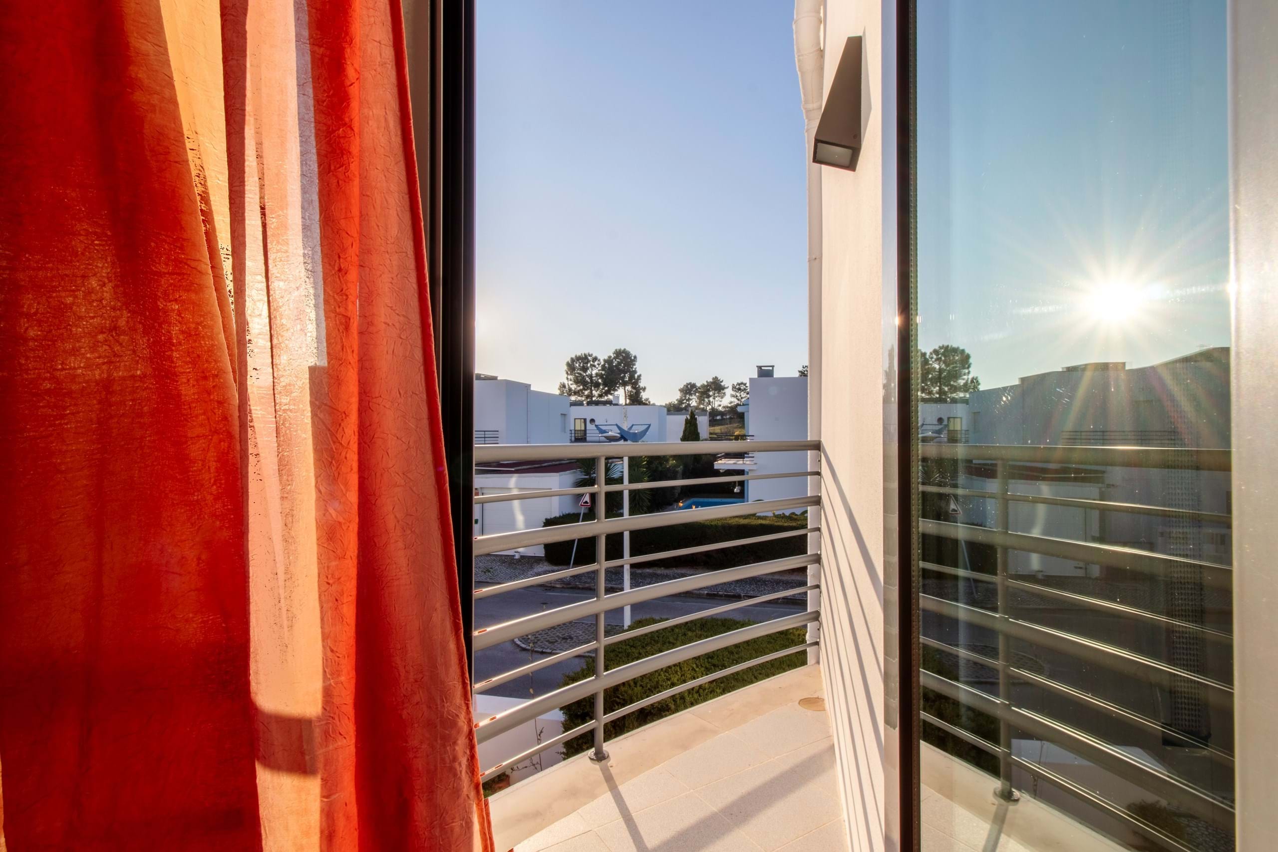 Palmela, Setúbal, 2950-559, PT, 3 Bedrooms Bedrooms, ,3 BathroomsBathrooms,Residential,For Sale,1699589