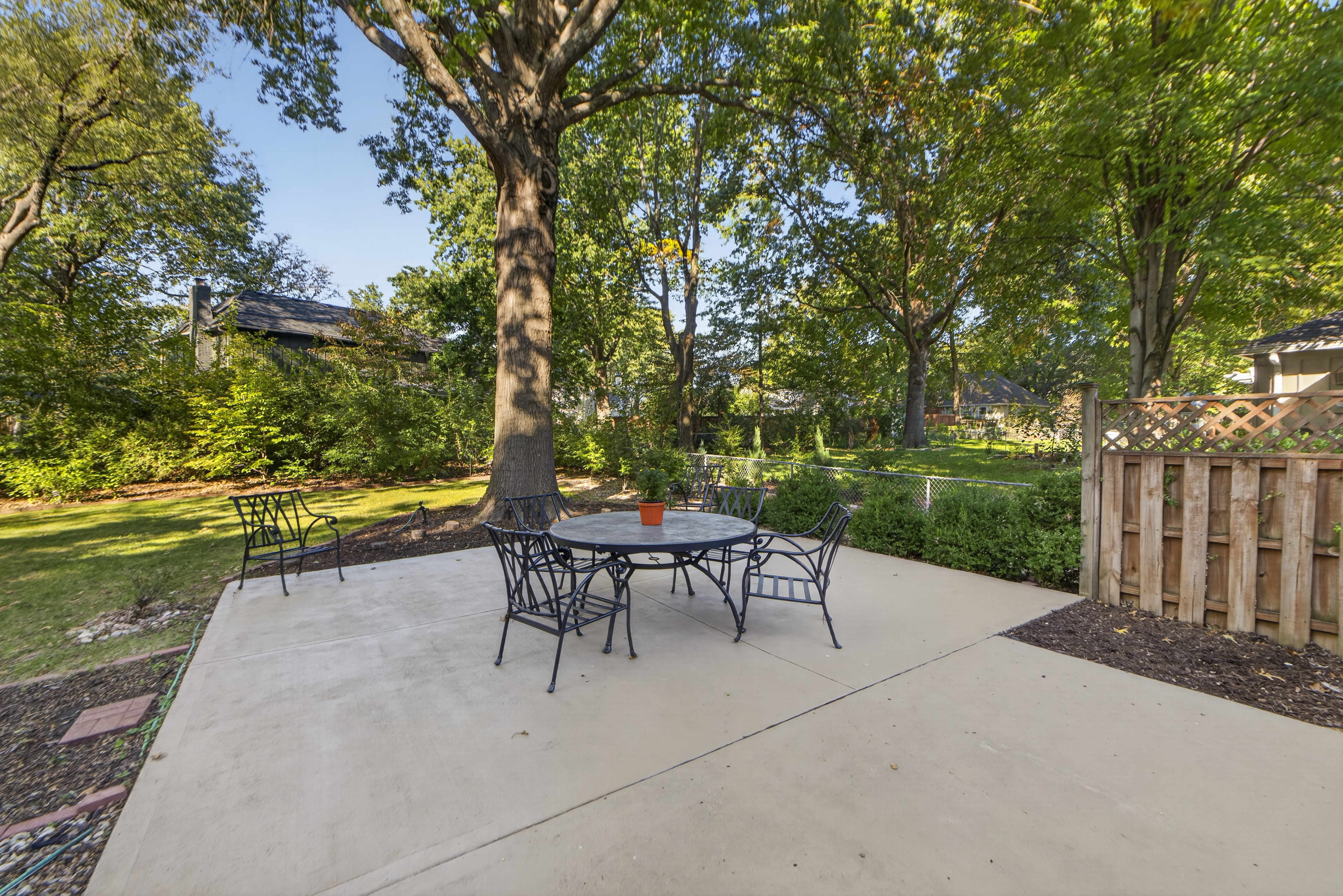  10228 Caenen Drive, Lenexa, KS 66215 - 物件實景