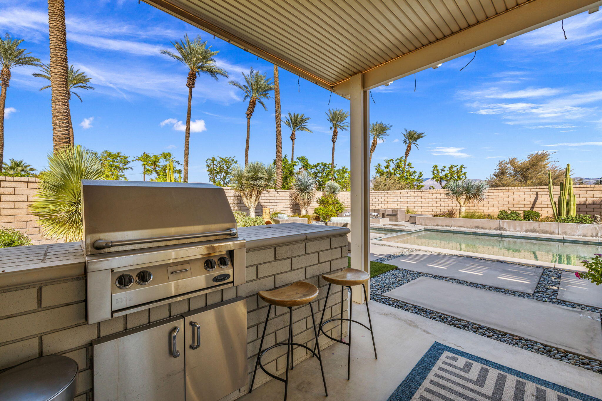 La Quinta, California, 92253, United States, 5 Bedrooms Bedrooms, ,3 BathroomsBathrooms,Residential,For Sale,1998389