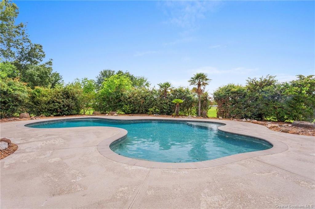Lake Charles, Louisiana, 70607, United States, 5 Bedrooms Bedrooms, ,4 BathroomsBathrooms,Residential,For Sale,2010298