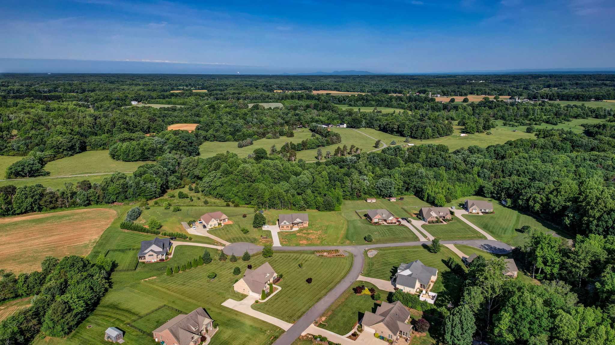 Reidsville, North Carolina, 27320, United States, 3 Bedrooms Bedrooms, ,2 BathroomsBathrooms,Residential,For Sale,2012071