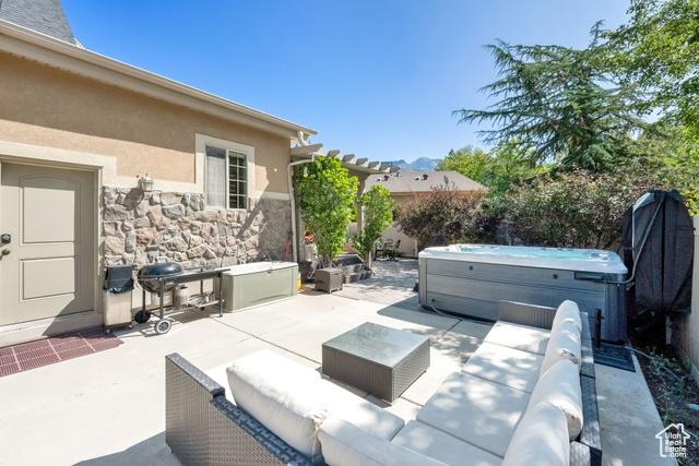 Cottonwood Heights, Utah, 84093, United States, 6 Bedrooms Bedrooms, ,5 BathroomsBathrooms,Residential,For Sale,1980024