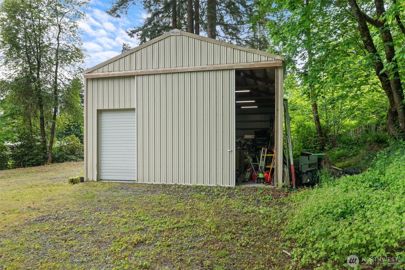 Renton, Washington, 98059, United States, 3 Bedrooms Bedrooms, ,2 BathroomsBathrooms,Residential,For Sale,1846529