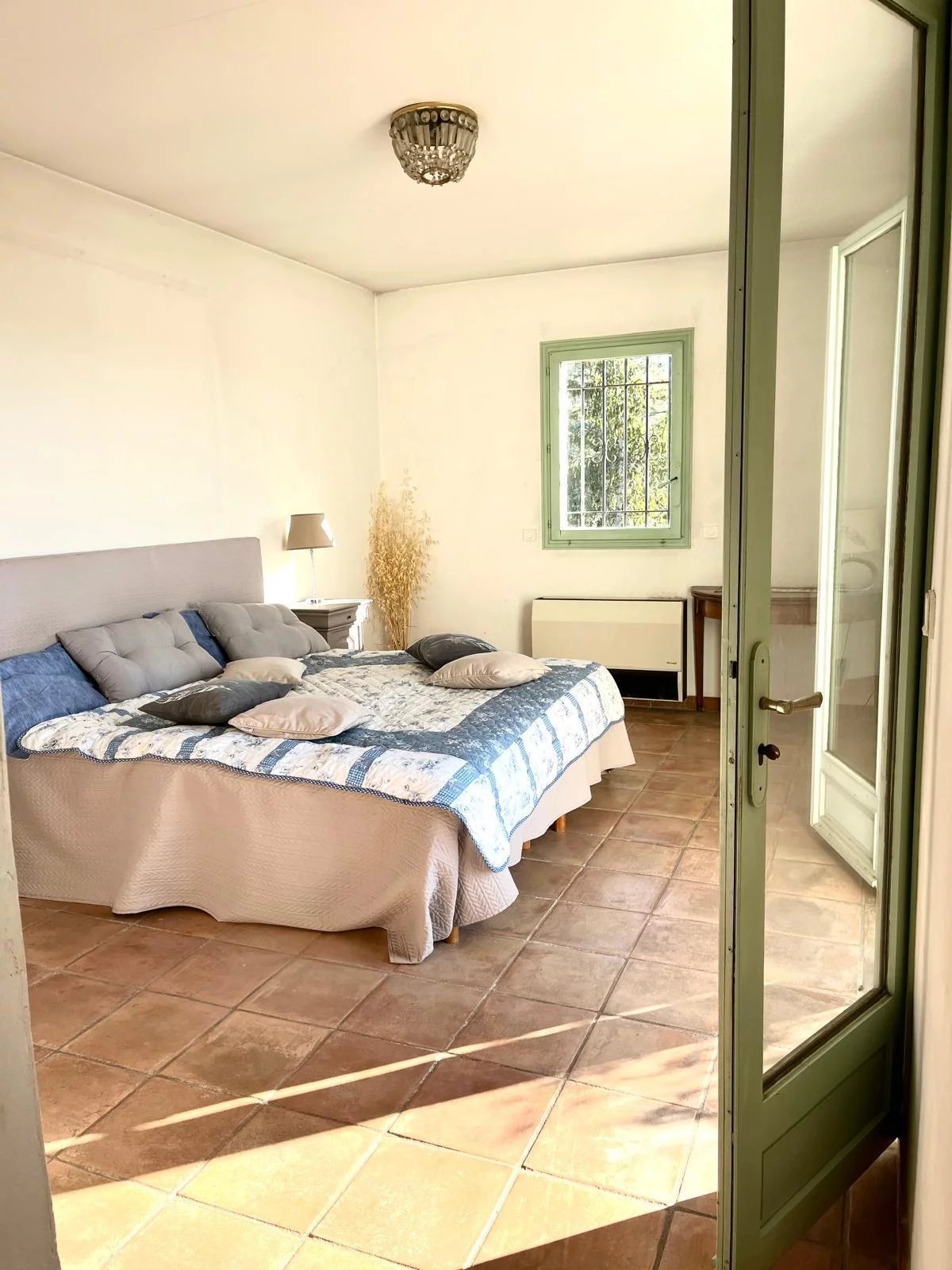 Saint-Paul-de-Vence, Provence-Alpes-Côte d’Azur, 06570, FR, 3 Bedrooms Bedrooms, ,Residential,For Sale,1807534