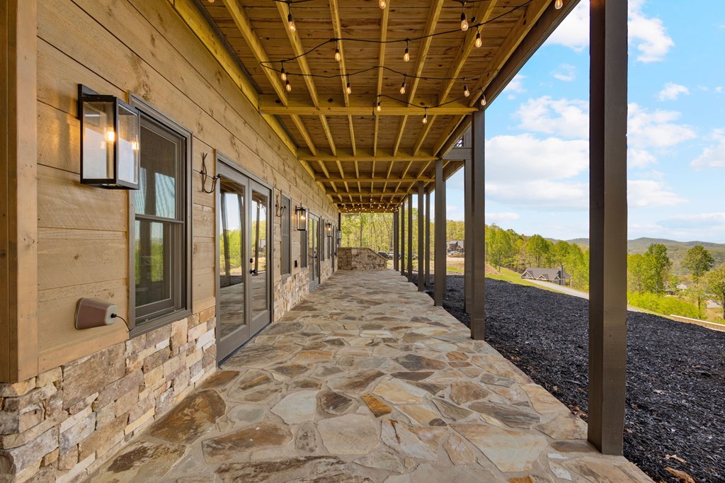 Morganton, Georgia, 30560, United States, 3 Bedrooms Bedrooms, ,3 BathroomsBathrooms,Residential,For Sale,1983802