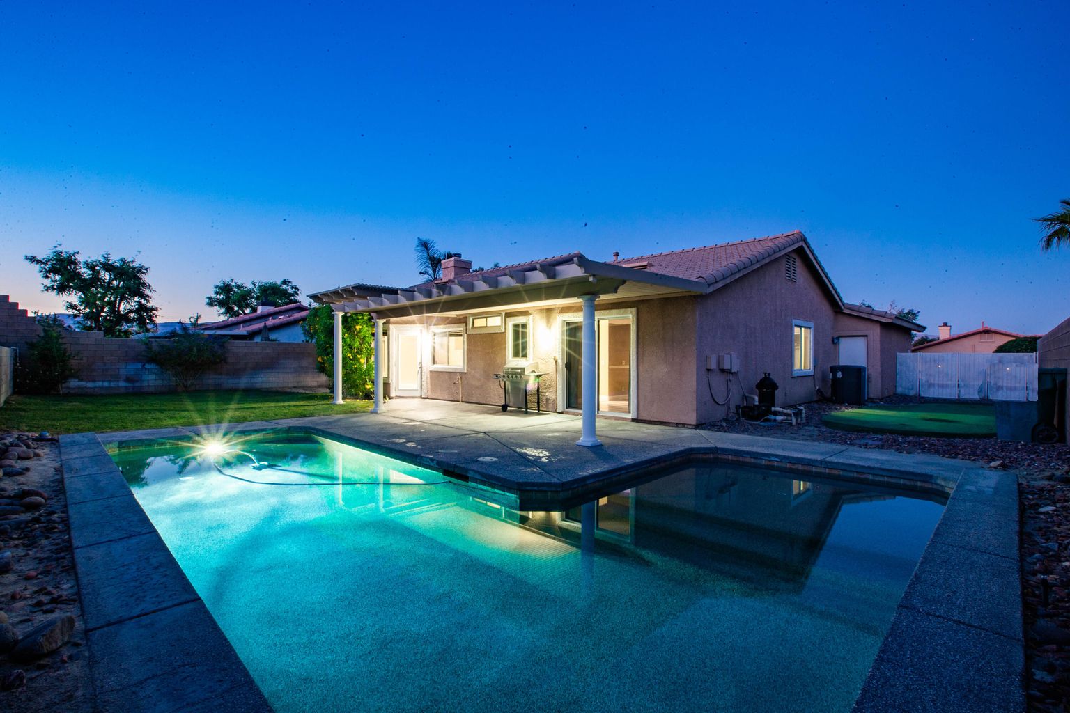 La Quinta, California, 92253, United States, 4 Bedrooms Bedrooms, ,2 BathroomsBathrooms,Residential,For Sale,1921262
