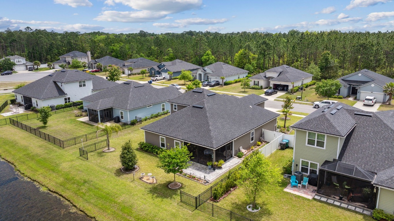 Fernandina Beach, Florida, 32034, United States, 4 Bedrooms Bedrooms, ,3 BathroomsBathrooms,Residential,For Sale,1881619